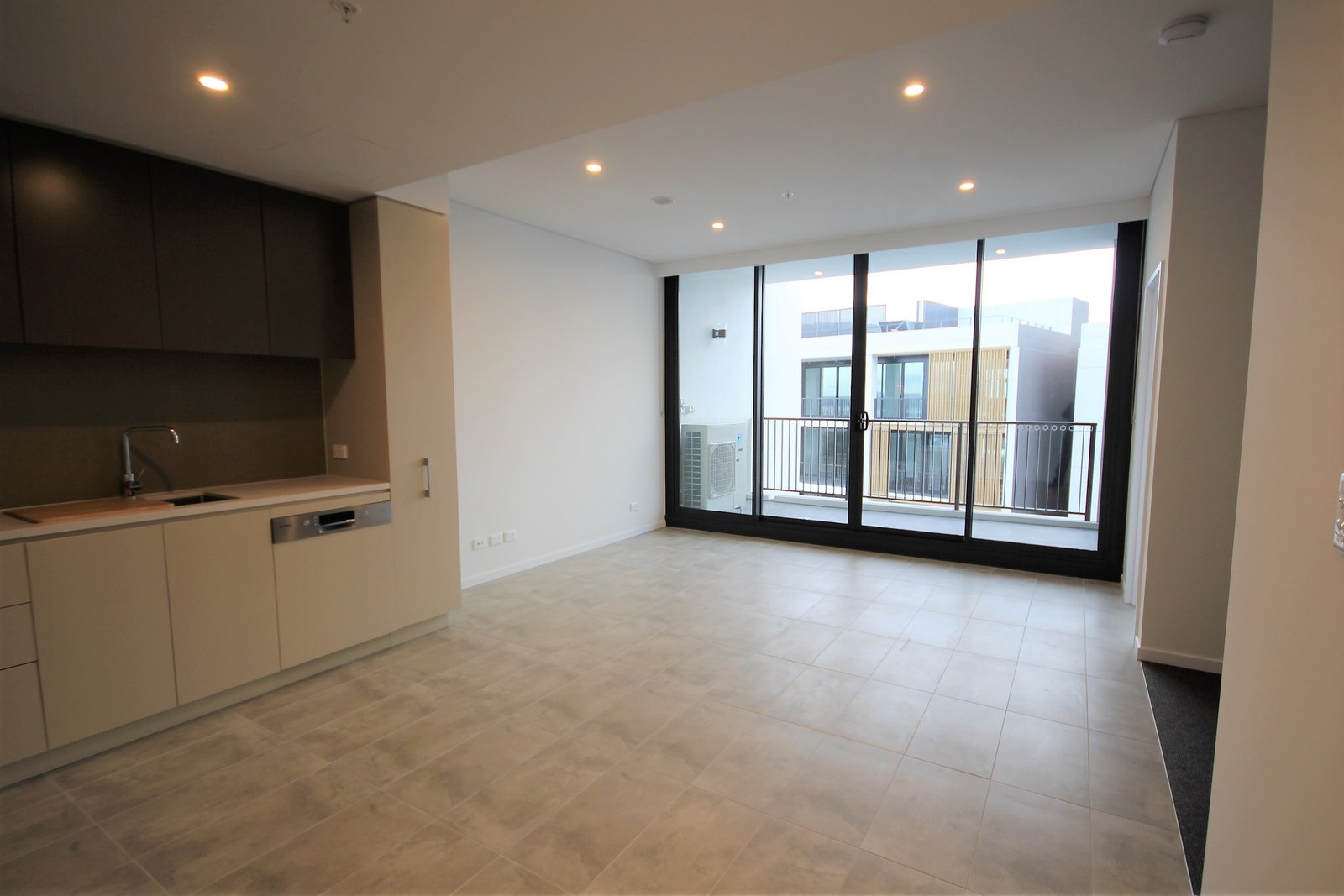 1108/3 Blake Street KOGARAH 2