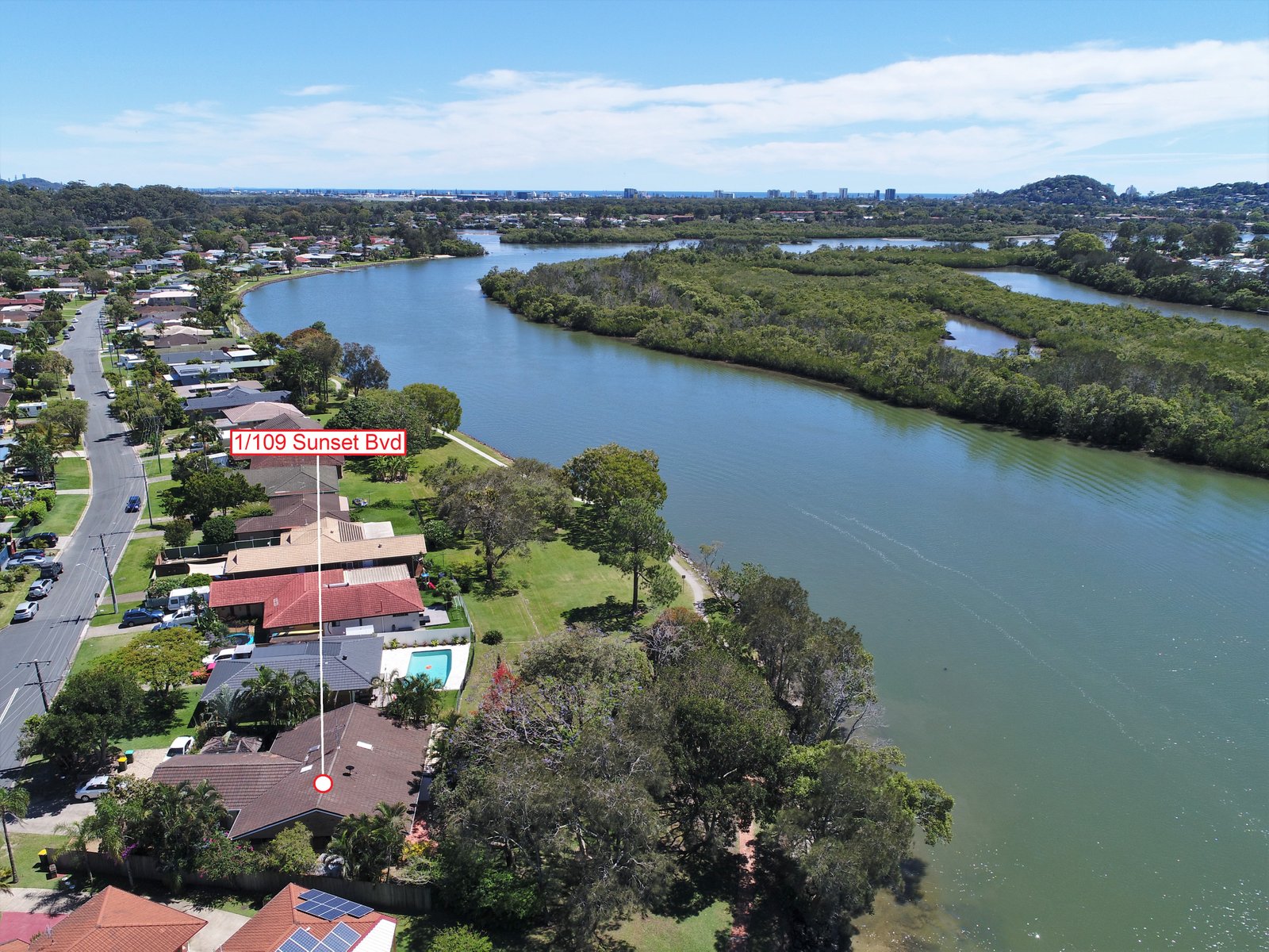 1/109 Sunset Boulevard TWEED HEADS WEST 1