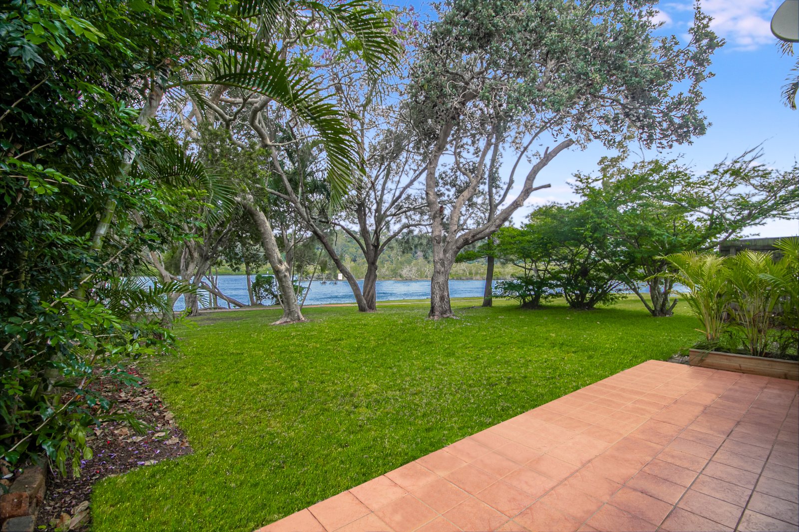 1/109 Sunset Boulevard TWEED HEADS WEST 2