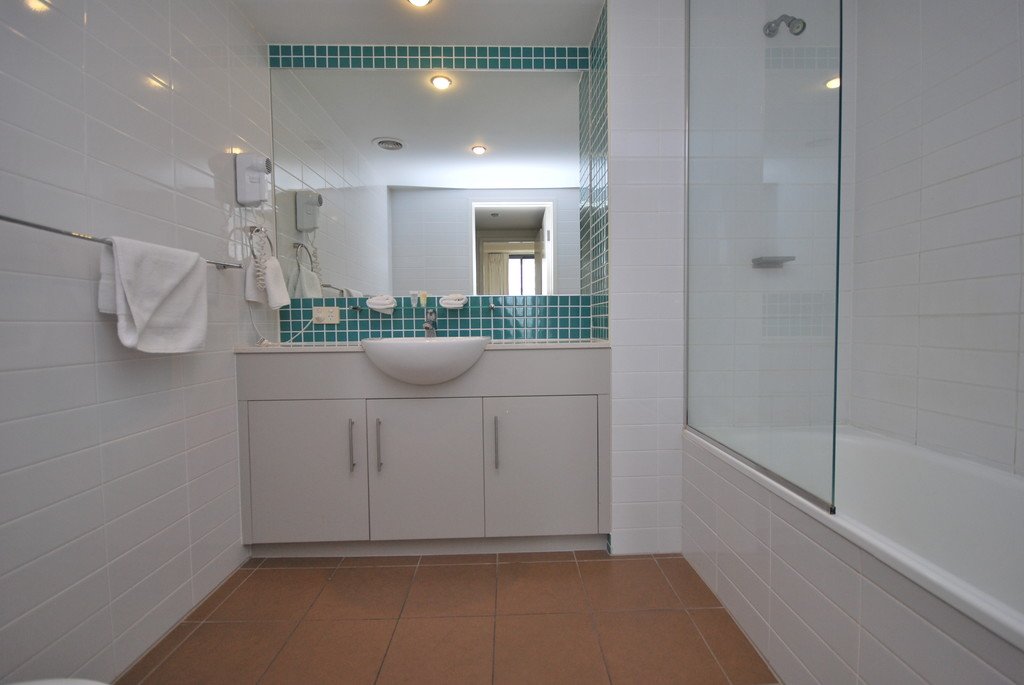 1109/1 Ocean Street BURLEIGH HEADS 8