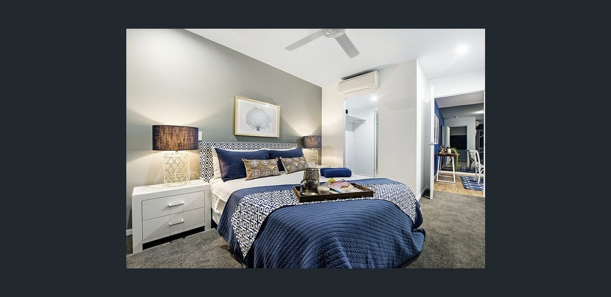 1109/65 Varsity Parade Varsity Lakes 6