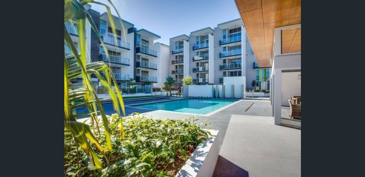 1109/65 Varsity Parade Varsity Lakes 14