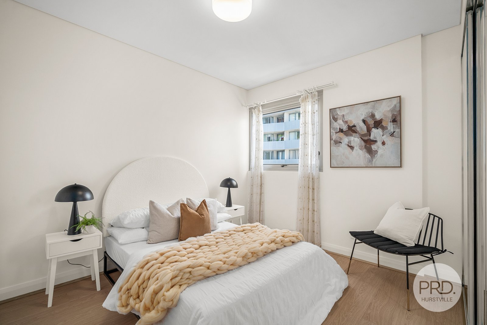 1109/99 Forest Road HURSTVILLE 3
