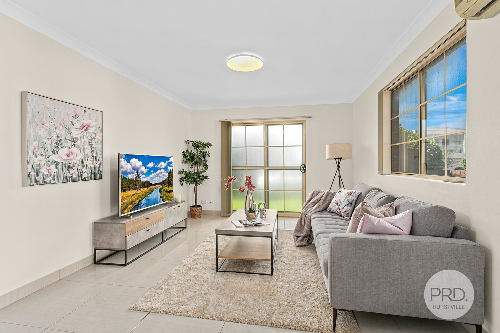 1/109A Bassett Street HURSTVILLE 2
