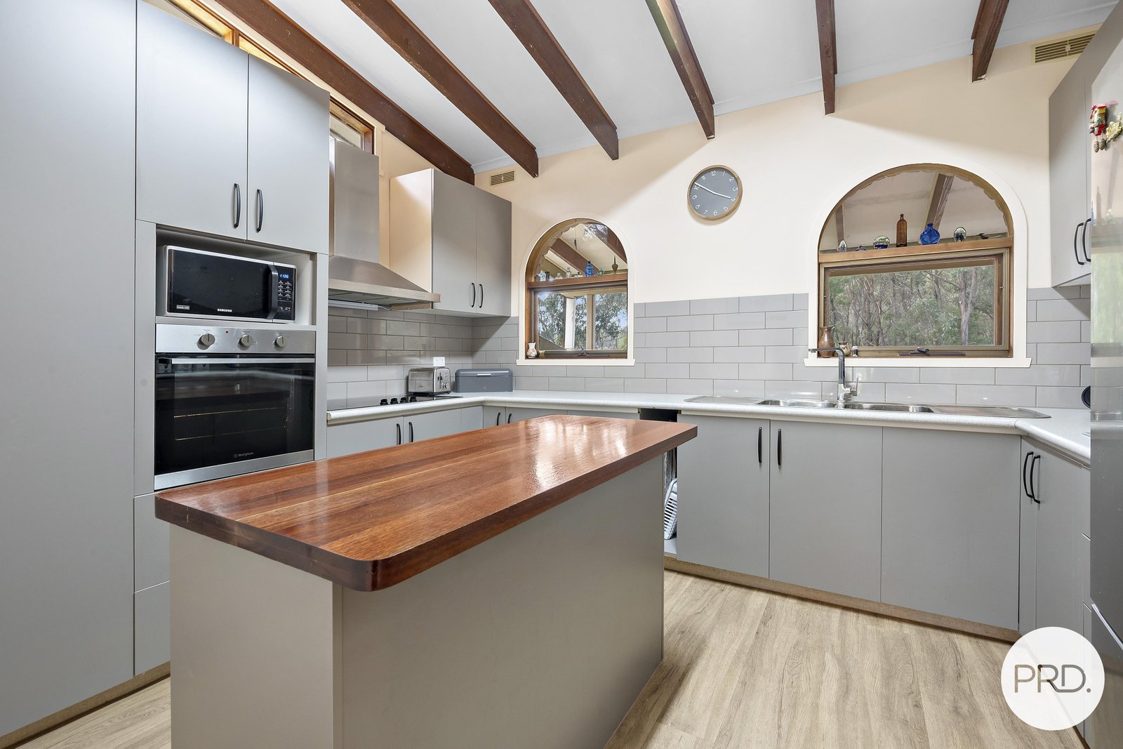 111-123 Bennett Street CANADIAN 3