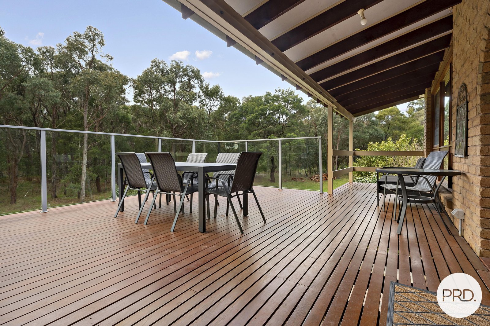 111-123 Bennett Street CANADIAN 9