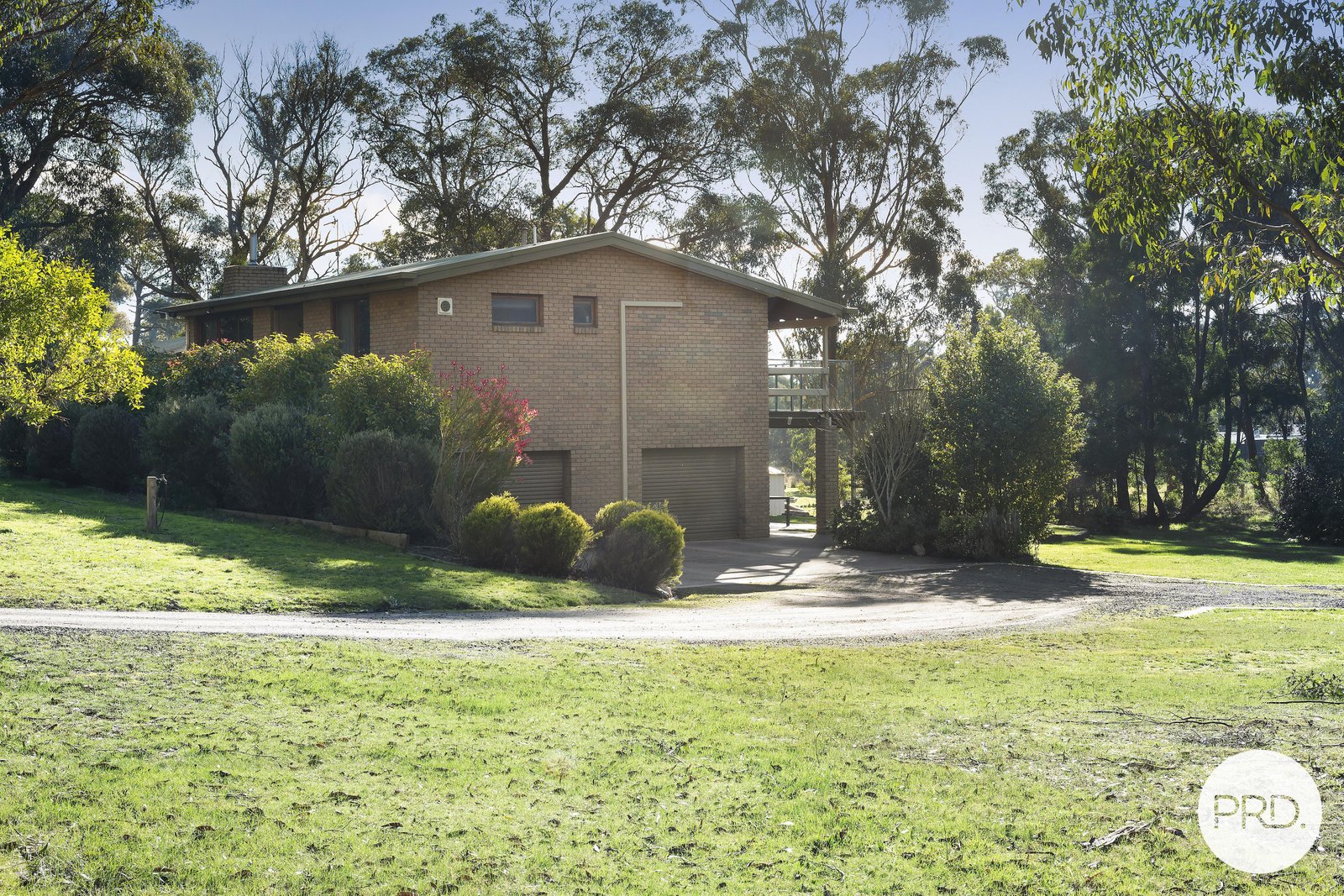 111-123 Bennett Street CANADIAN 11