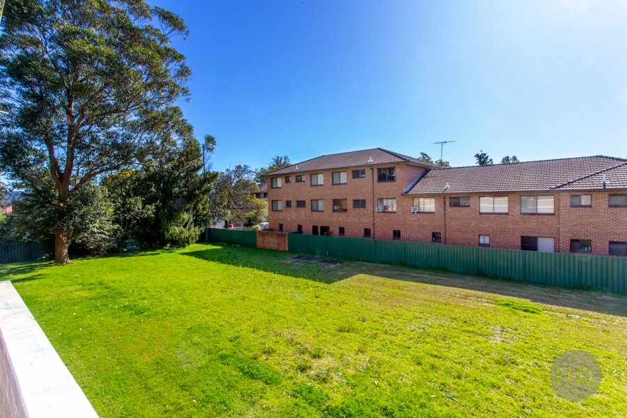 1/11-13 Hemmings Street PENRITH 8