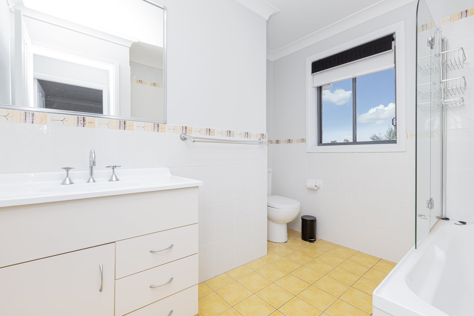 1/11-19 Stanton Drive RAWORTH 16