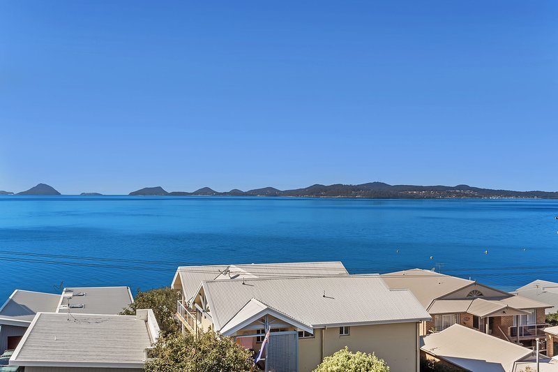 11/1-3 Mitchell Street SOLDIERS POINT 17