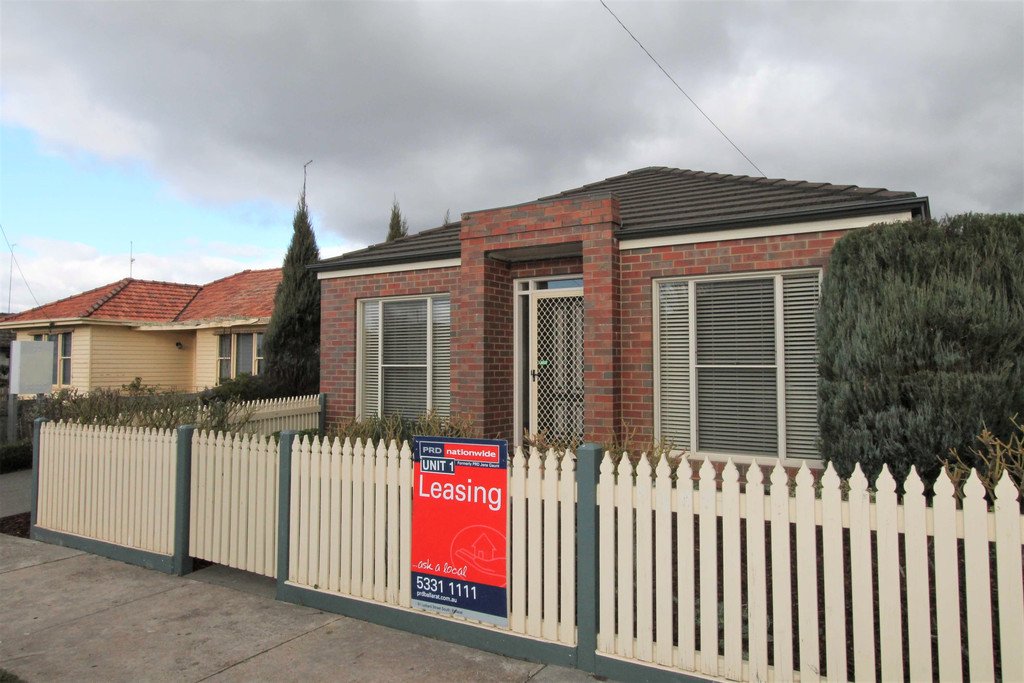1/11 Alexander Avenue WENDOUREE 1