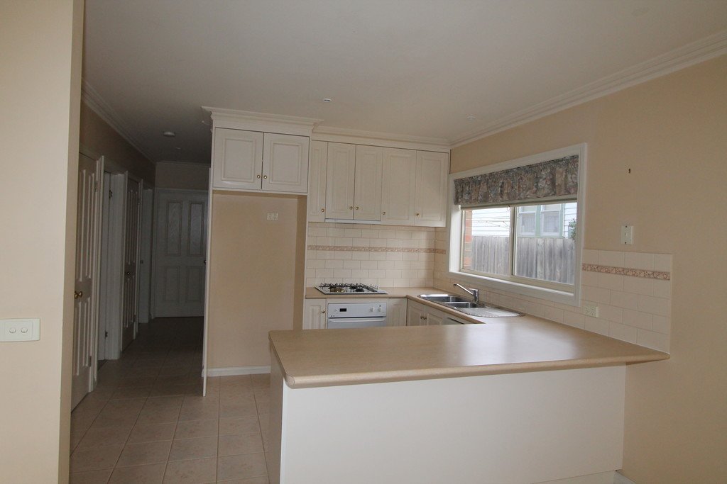 1/11 Alexander Avenue WENDOUREE 4