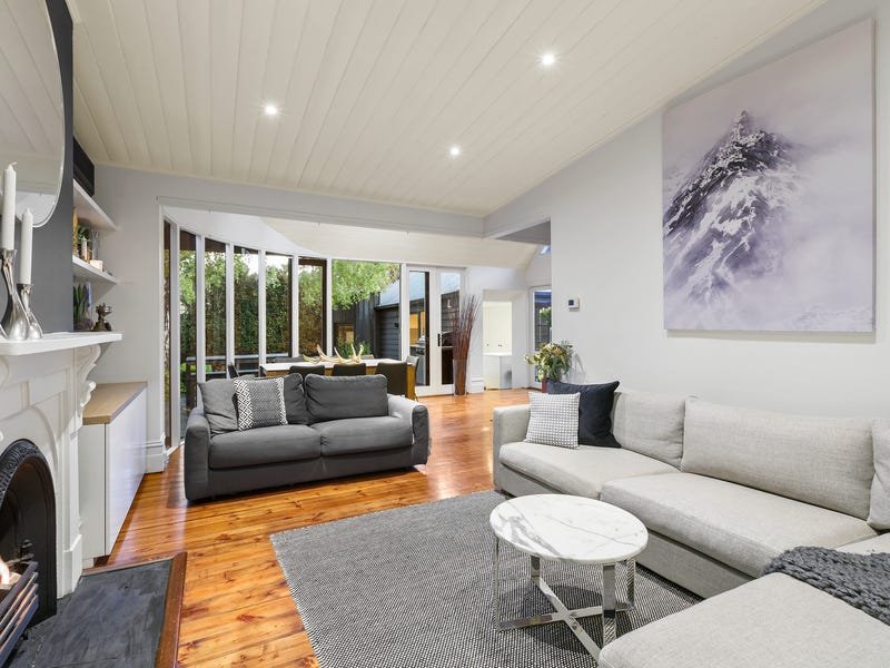 Real Estate and Property in 111 Argyle Street, St Kilda, VIC