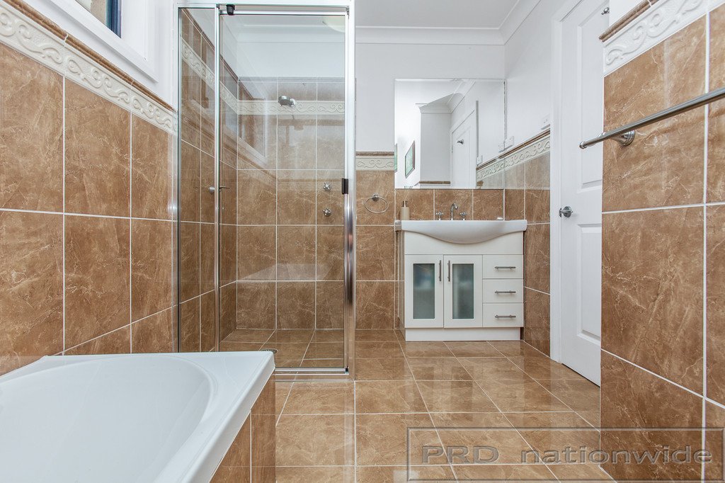 111 Avery Street ABERGLASSLYN 16