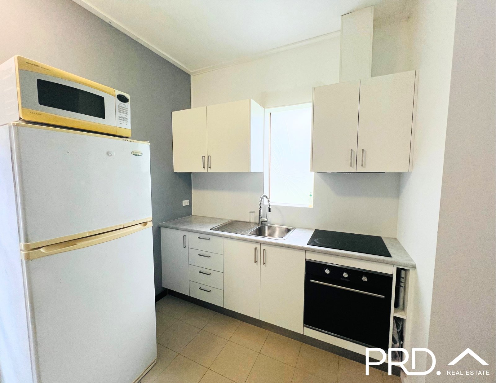 1/11 Bebe Lane REVESBY 2