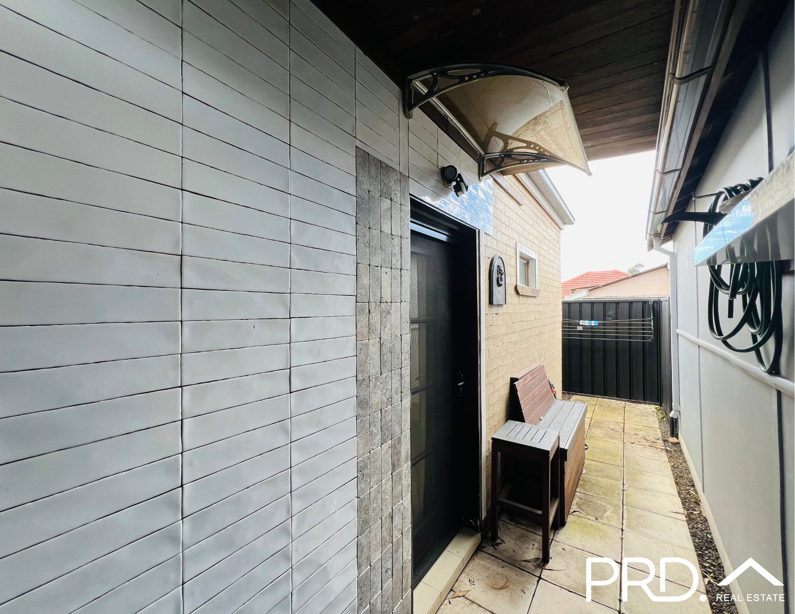 1/11 Bebe Lane REVESBY 6