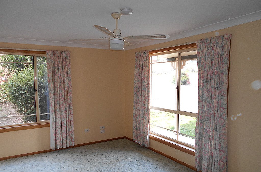 1/11 Blowering Road TUMUT 4