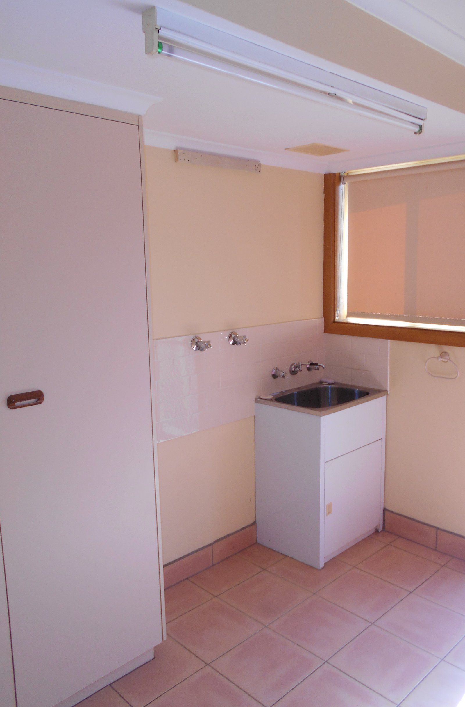 1/11 Blowering Road TUMUT 20