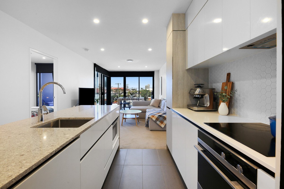 11/1 Bondi Avenue Mermaid Beach 2