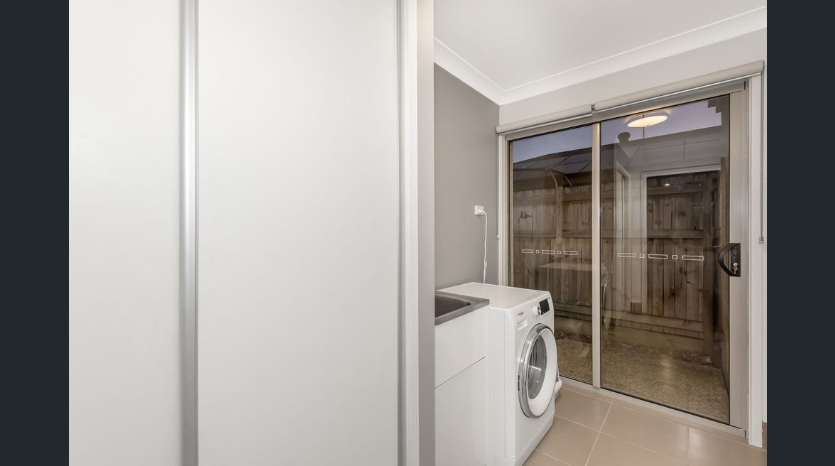 111 Brookside Circuit ORMEAU 15