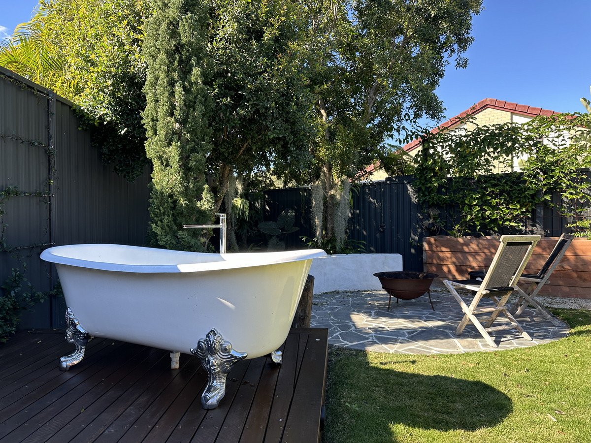 1/11 Carstens Court Currumbin Waters 1