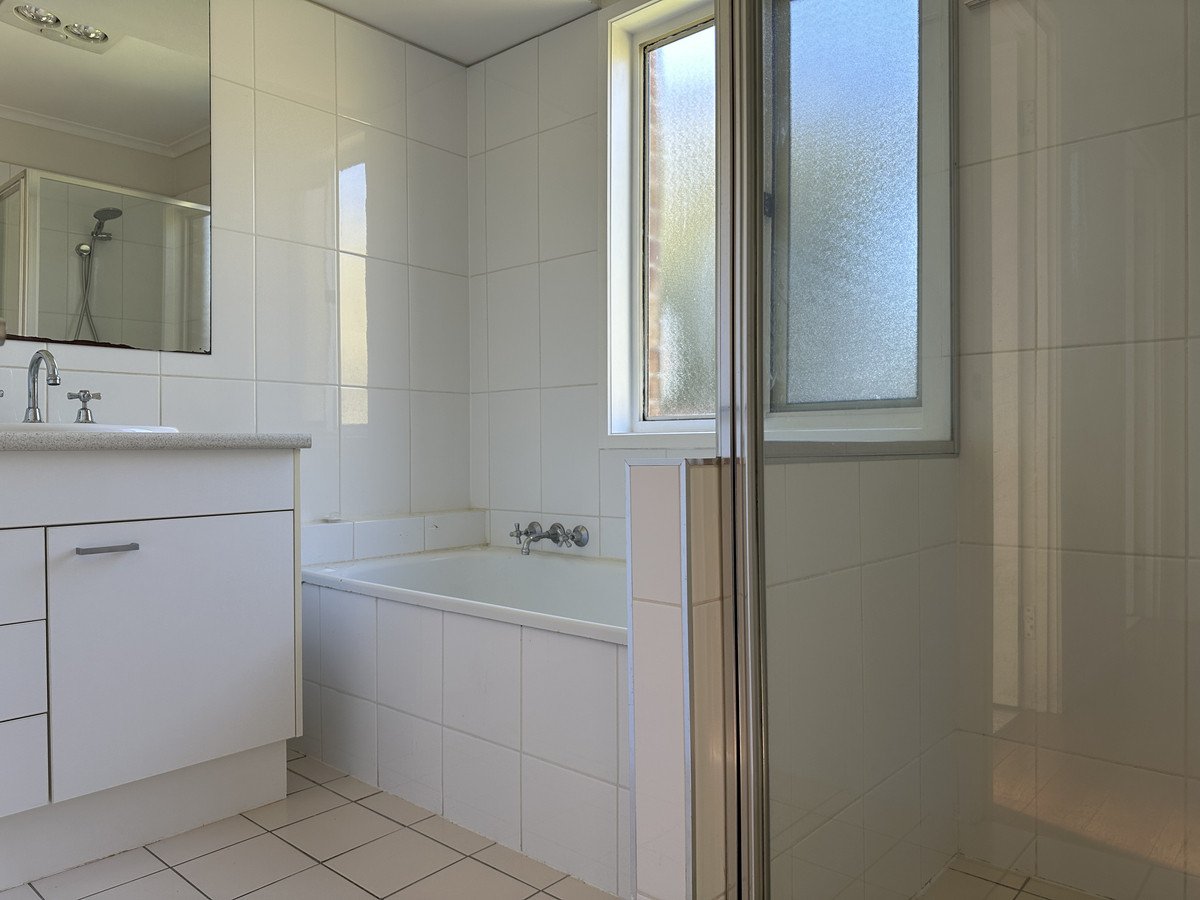 1/11 Carstens Court Currumbin Waters 7