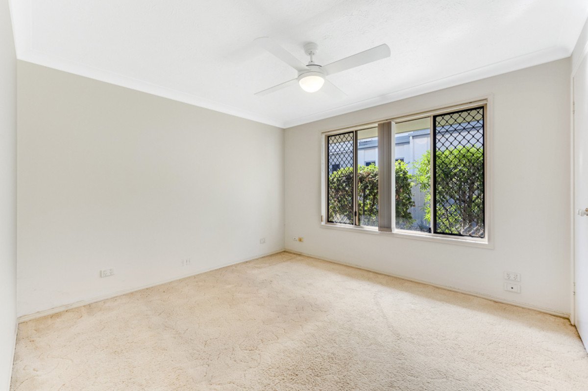 1/11 Cedar Court Burleigh Heads 8