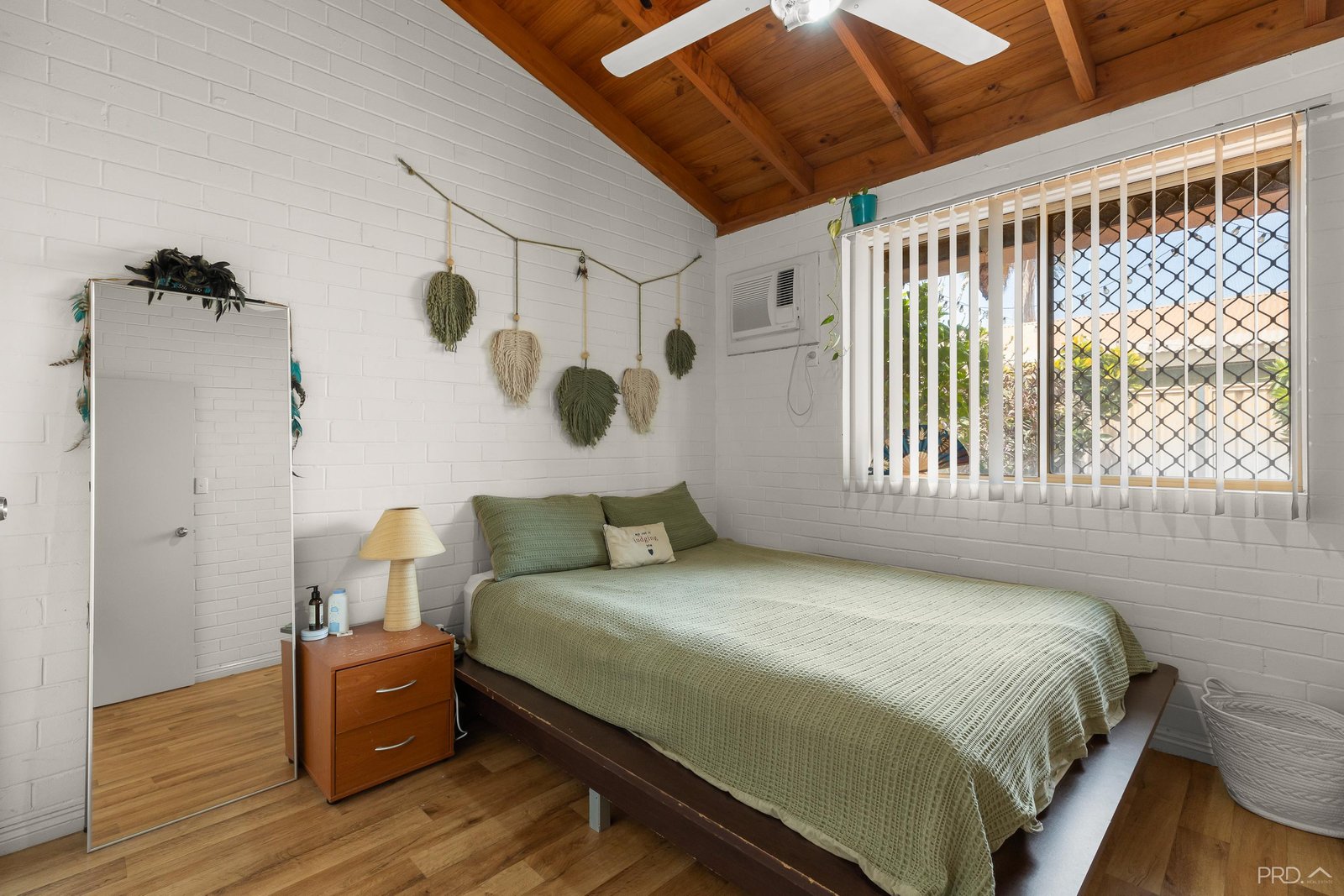 11/1 Charles Road CABLE BEACH 7