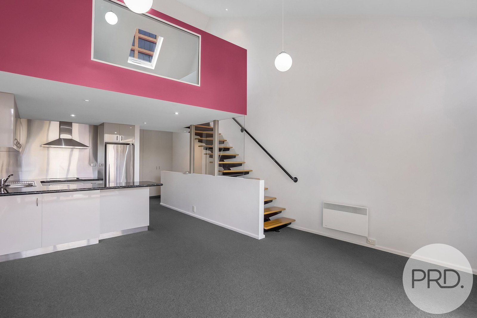 11/1 Creswells Row HOBART 3