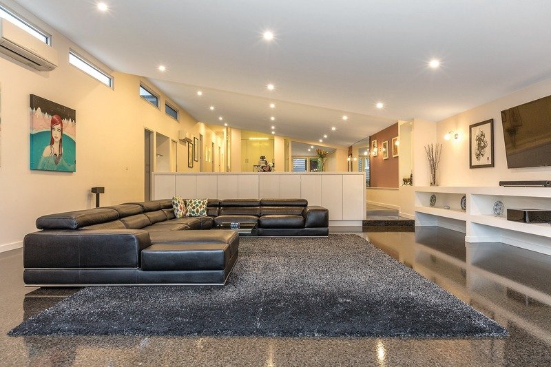 Gallery: 111 Dawson Street
