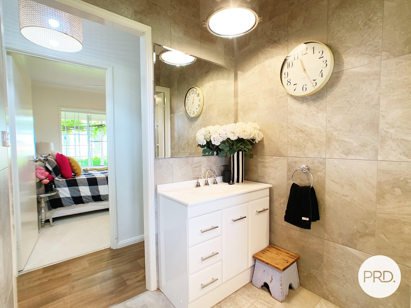 111 Duri-Winton Road TAMWORTH 11