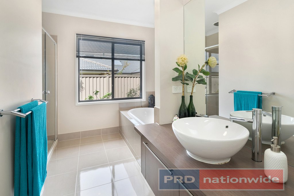 111 Dyson Drive ALFREDTON 6