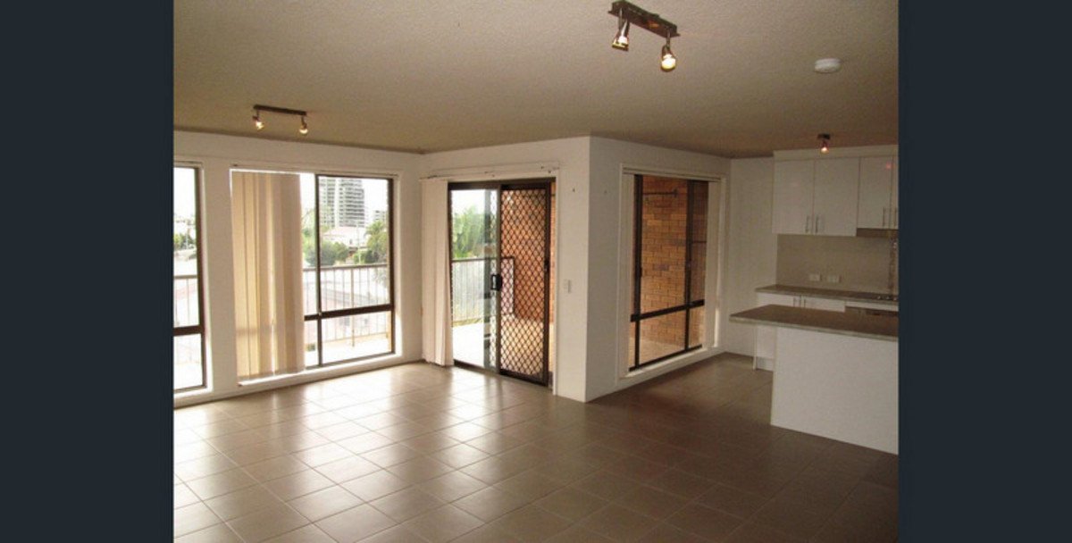 1/11 East Street Lower  Burleigh Heads 1