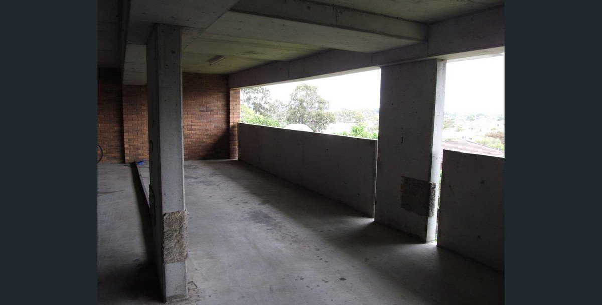 1/11 East Street Lower  Burleigh Heads 6