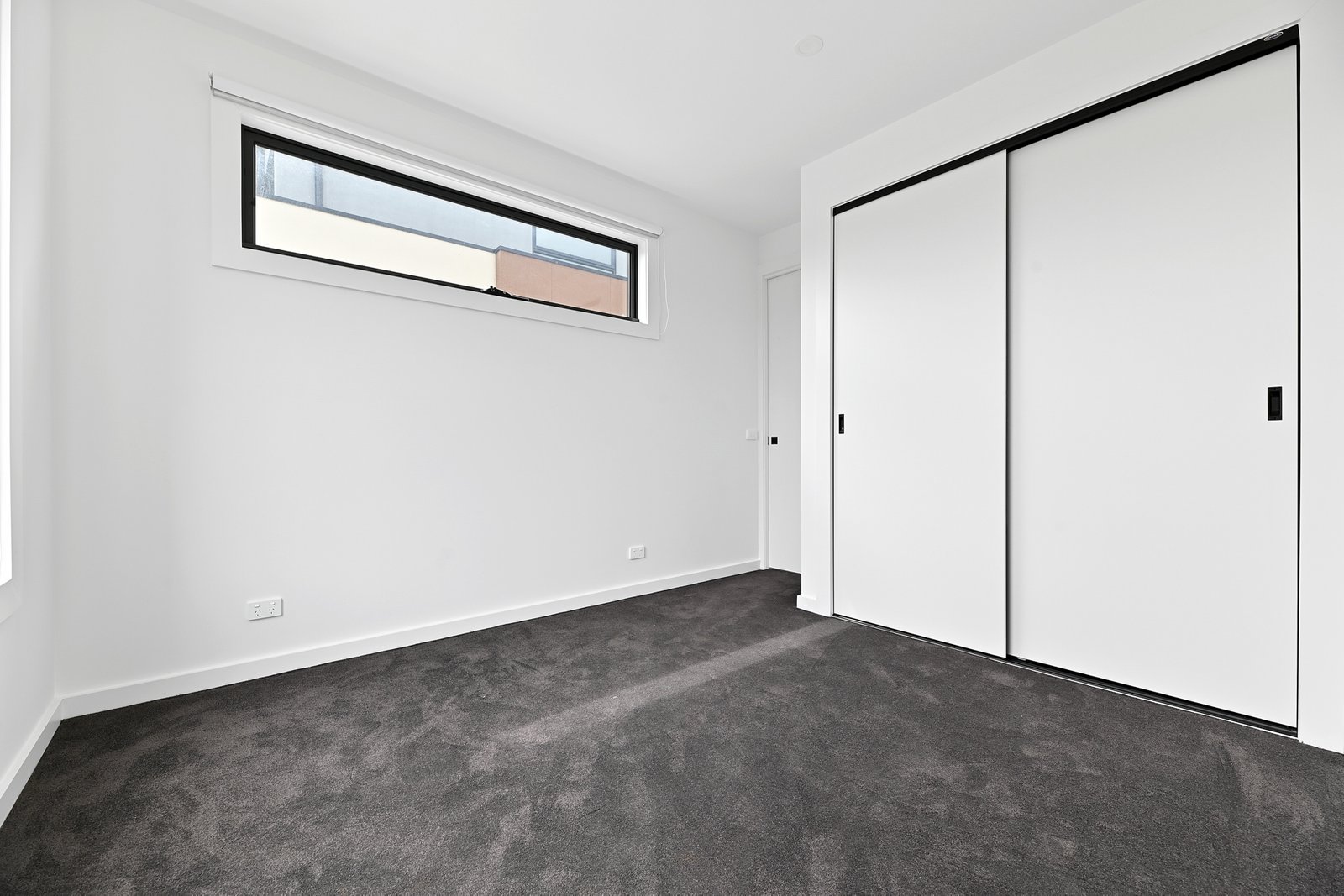 Gallery: 1/11 Etna Street