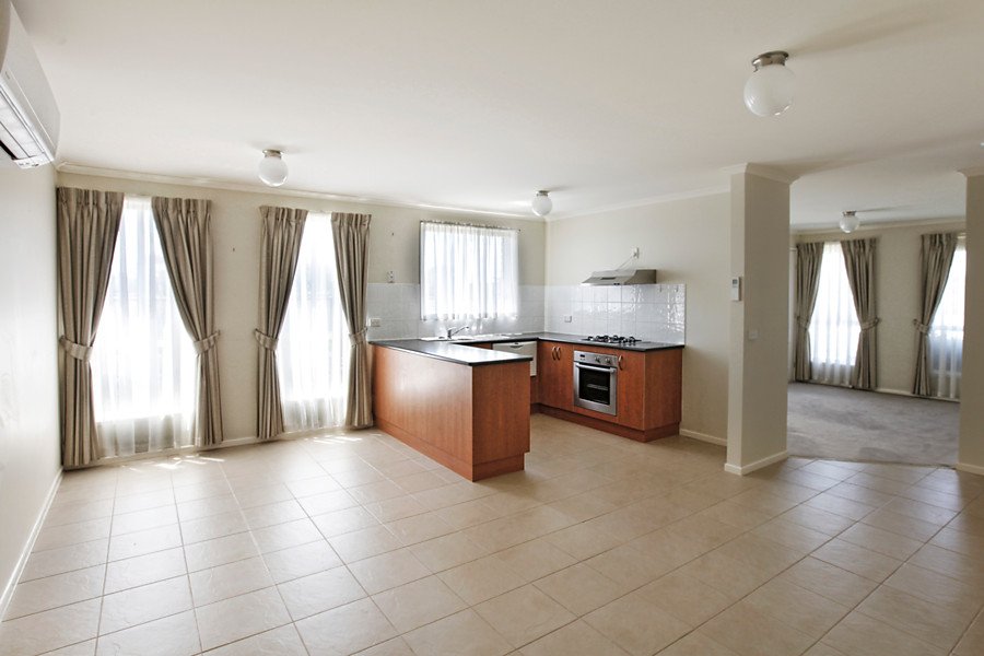 Real Estate and Property in 1/11 Ferguson Street, Kyneton, VIC