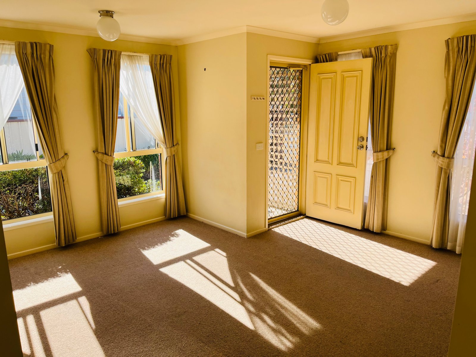 Real Estate and Property in 1/11 Ferguson Street, Kyneton, VIC