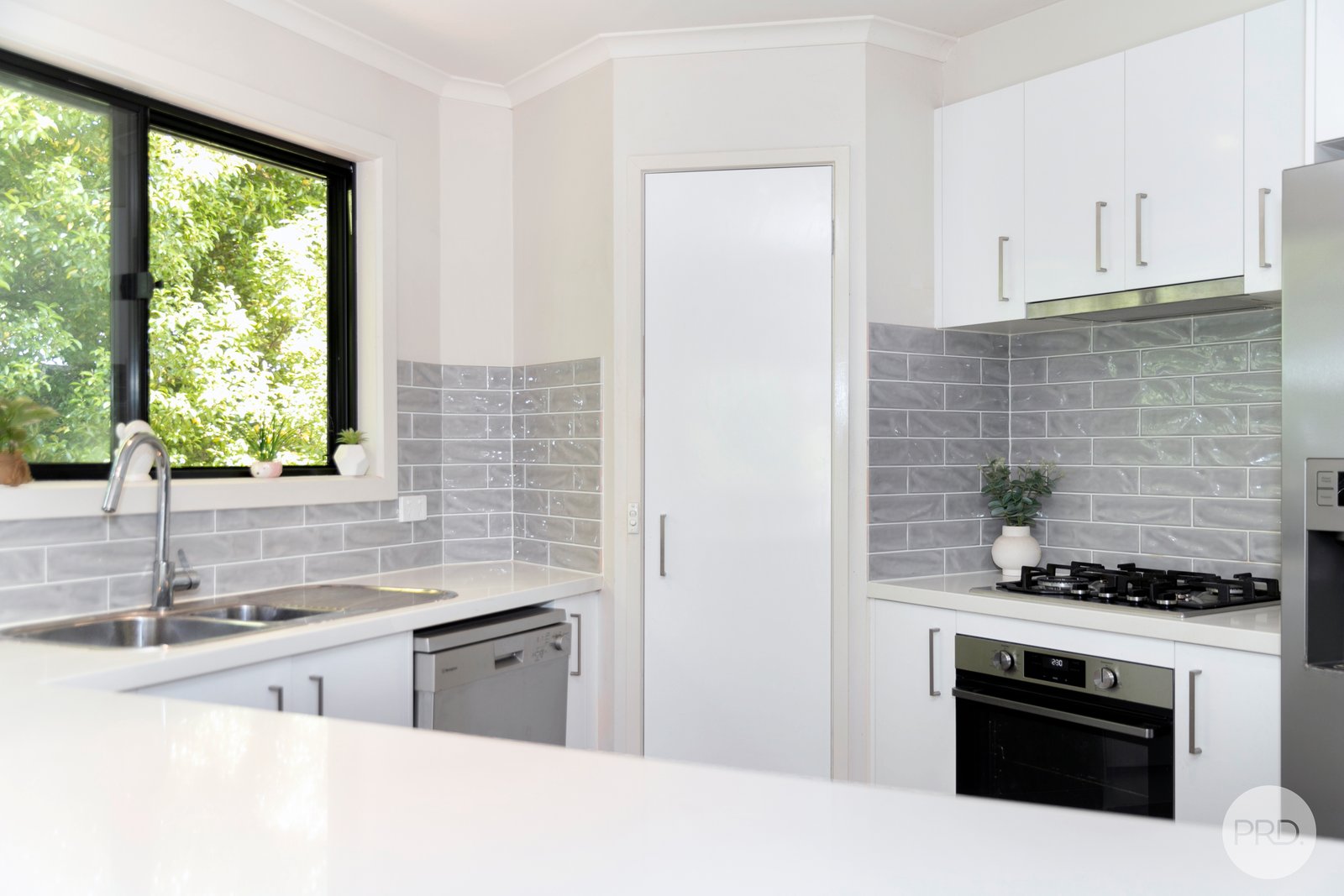 111 Finlay Street BROWN HILL 4