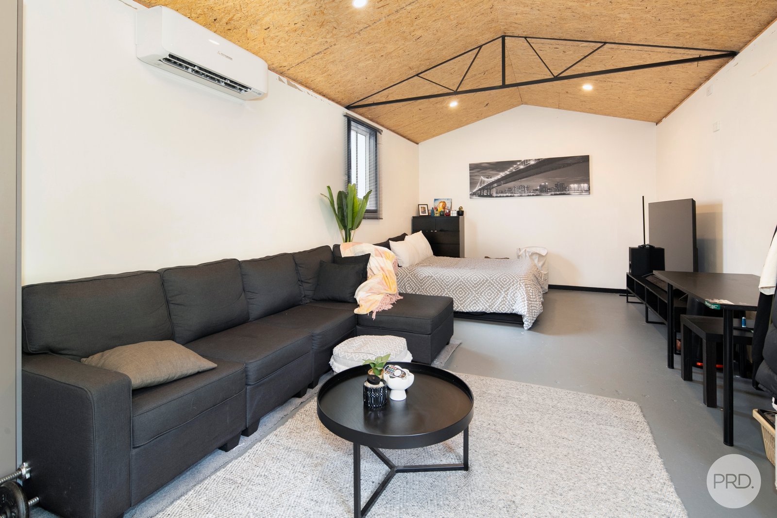 111 Finlay Street BROWN HILL 17