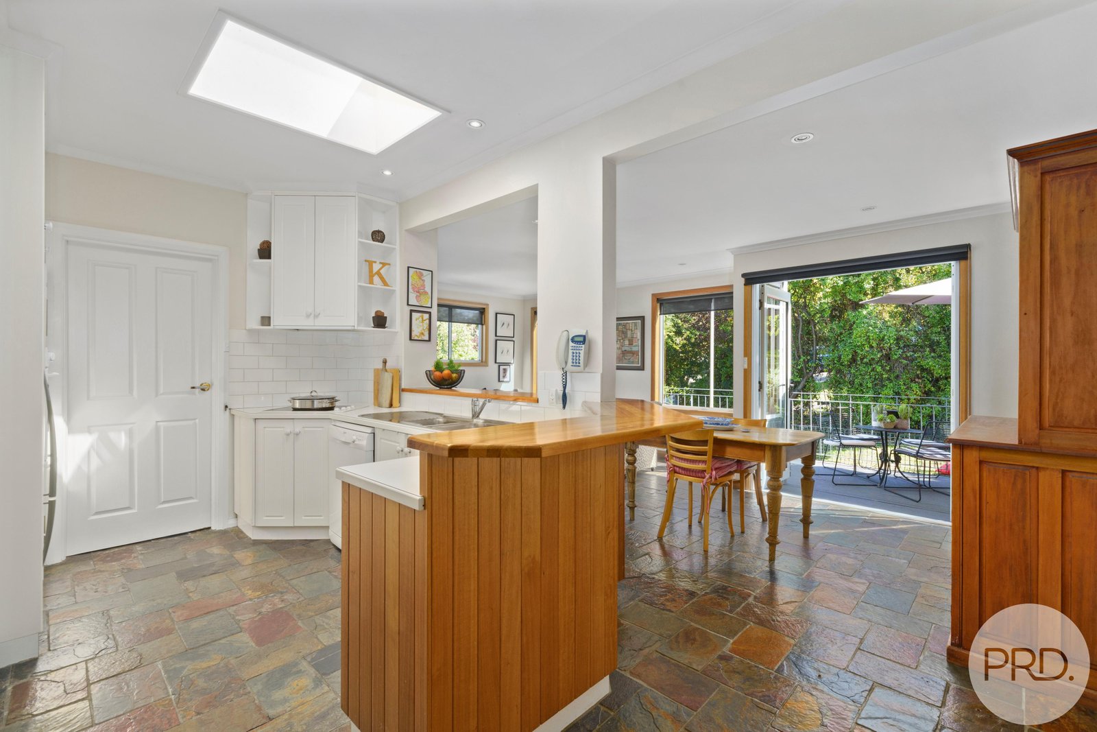 111 Flinders Esplanade TAROONA 4