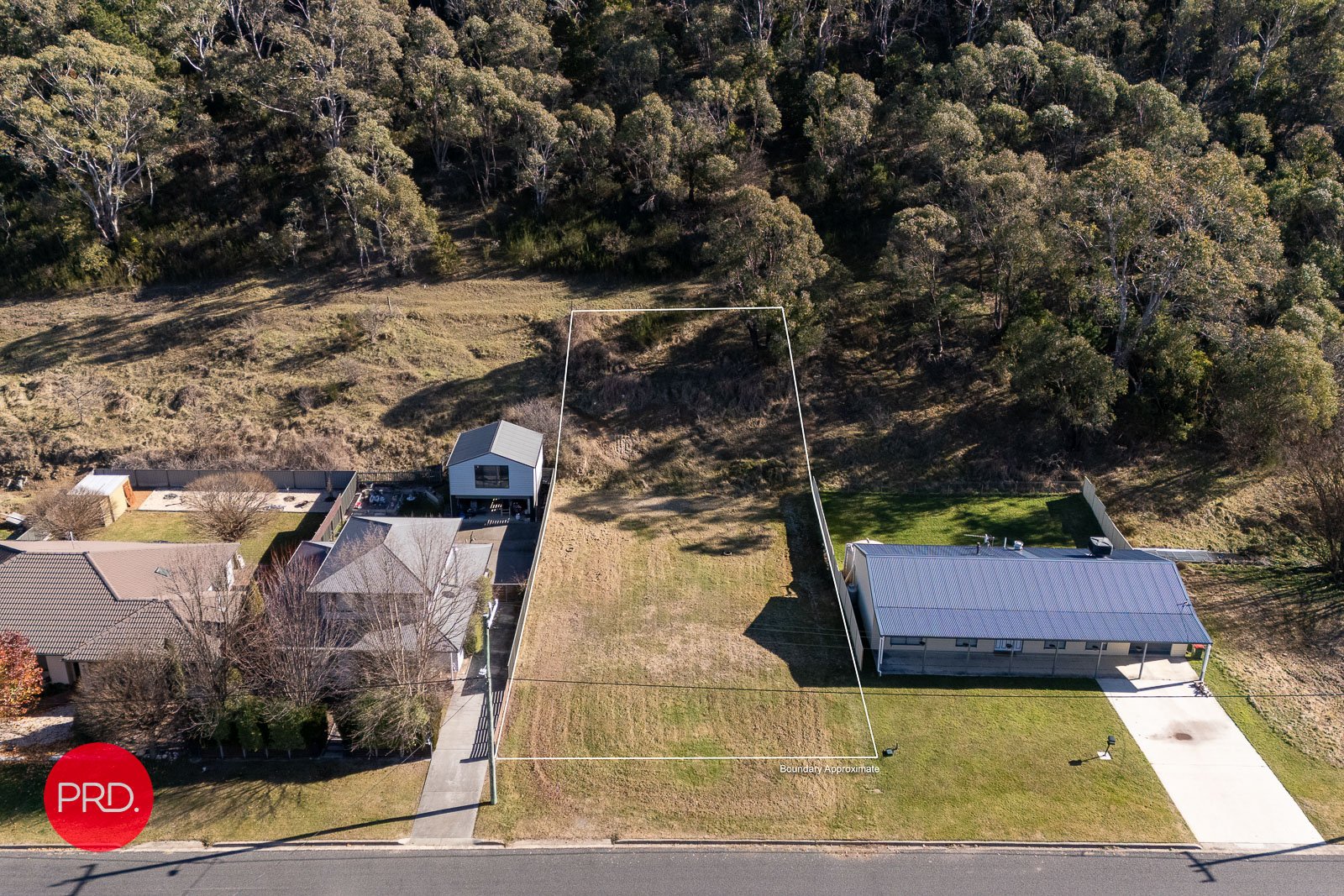 111 Foxlow St  CAPTAINS FLAT 3