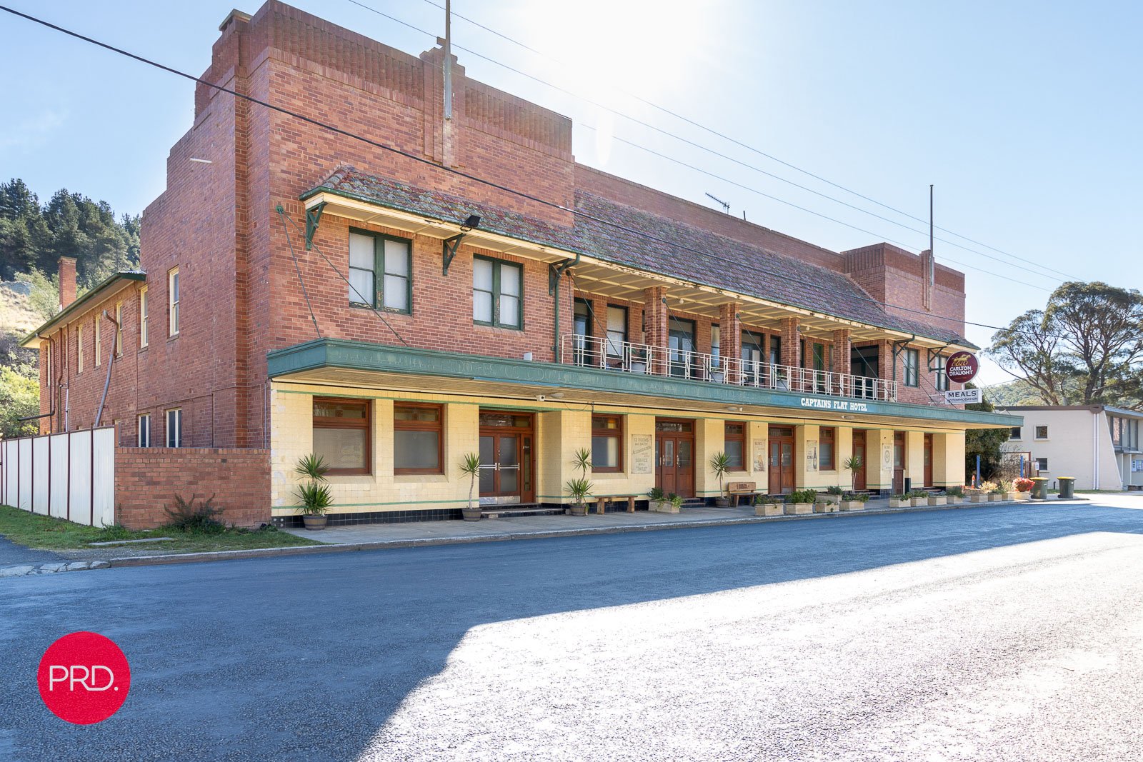 111 Foxlow St  CAPTAINS FLAT 14