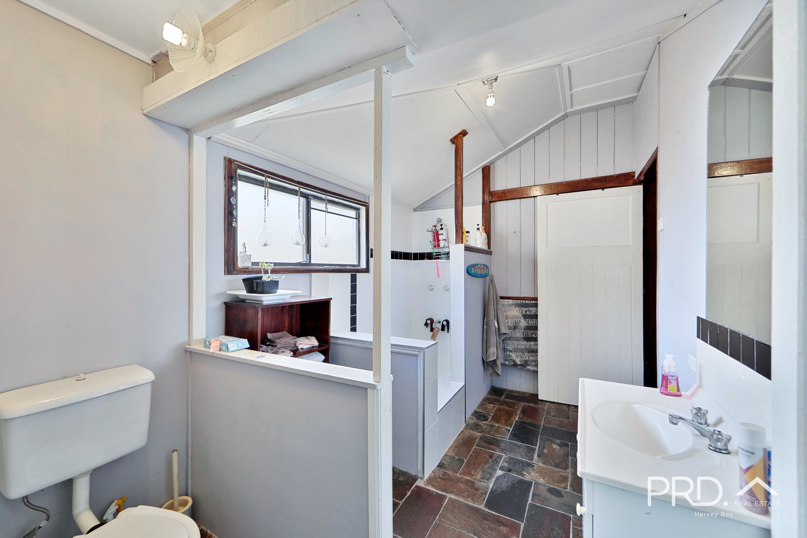 111 Freshwater Street TORQUAY 18