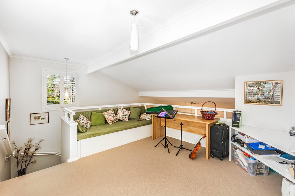 111 Glen Eagles Drive ROBINA 6