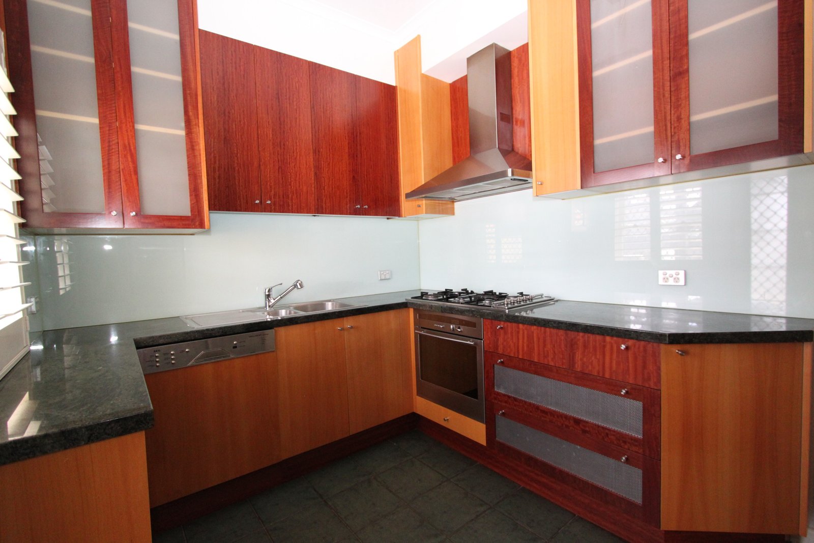 Real Estate and Property in 11/1 Glen Huntly Road, Elwood, VIC