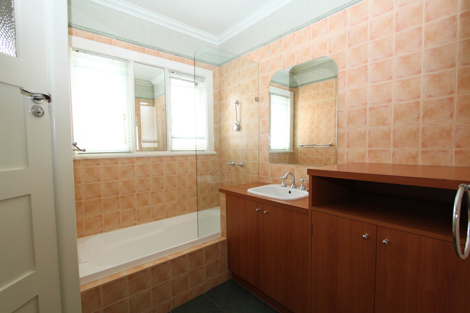 Real Estate and Property in 11/1 Glen Huntly Road, Elwood, VIC