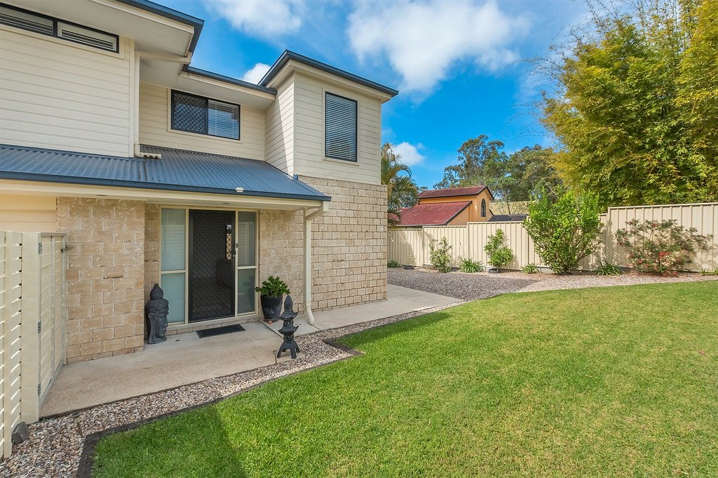 1/11 Glenmore Drive ASHMORE 3