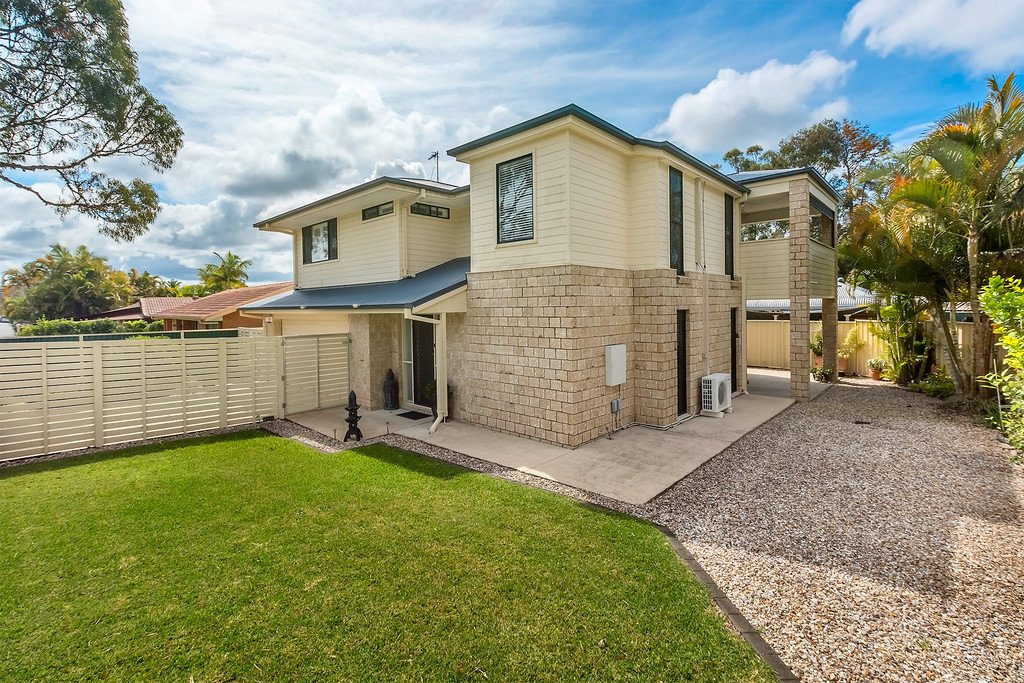1/11 Glenmore Drive ASHMORE 4