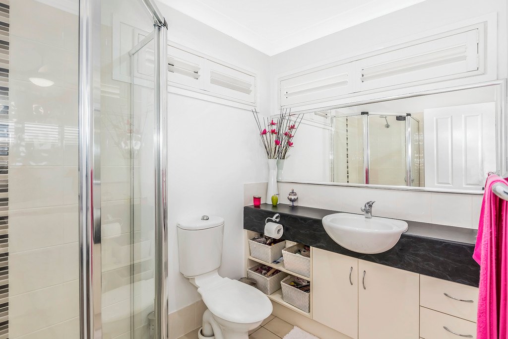1/11 Glenmore Drive ASHMORE 11