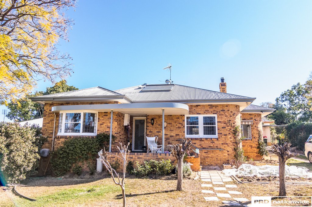 111 Goonoo Goonoo Road TAMWORTH 1